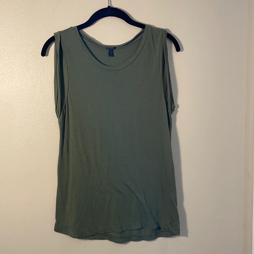 J Crew Olive T-shirt - extra small